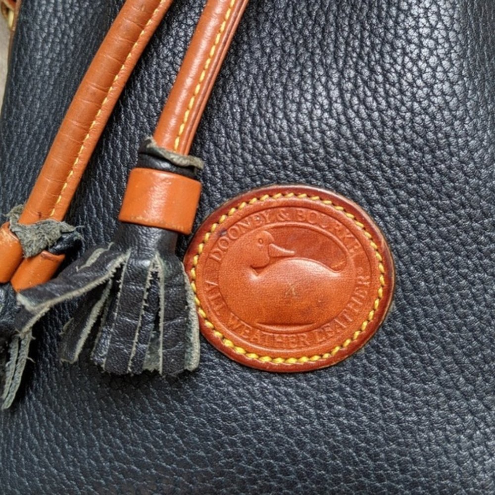 Dooney & Bourke AWL Vintage Leather Bucket Bag - Picture 4 of 8